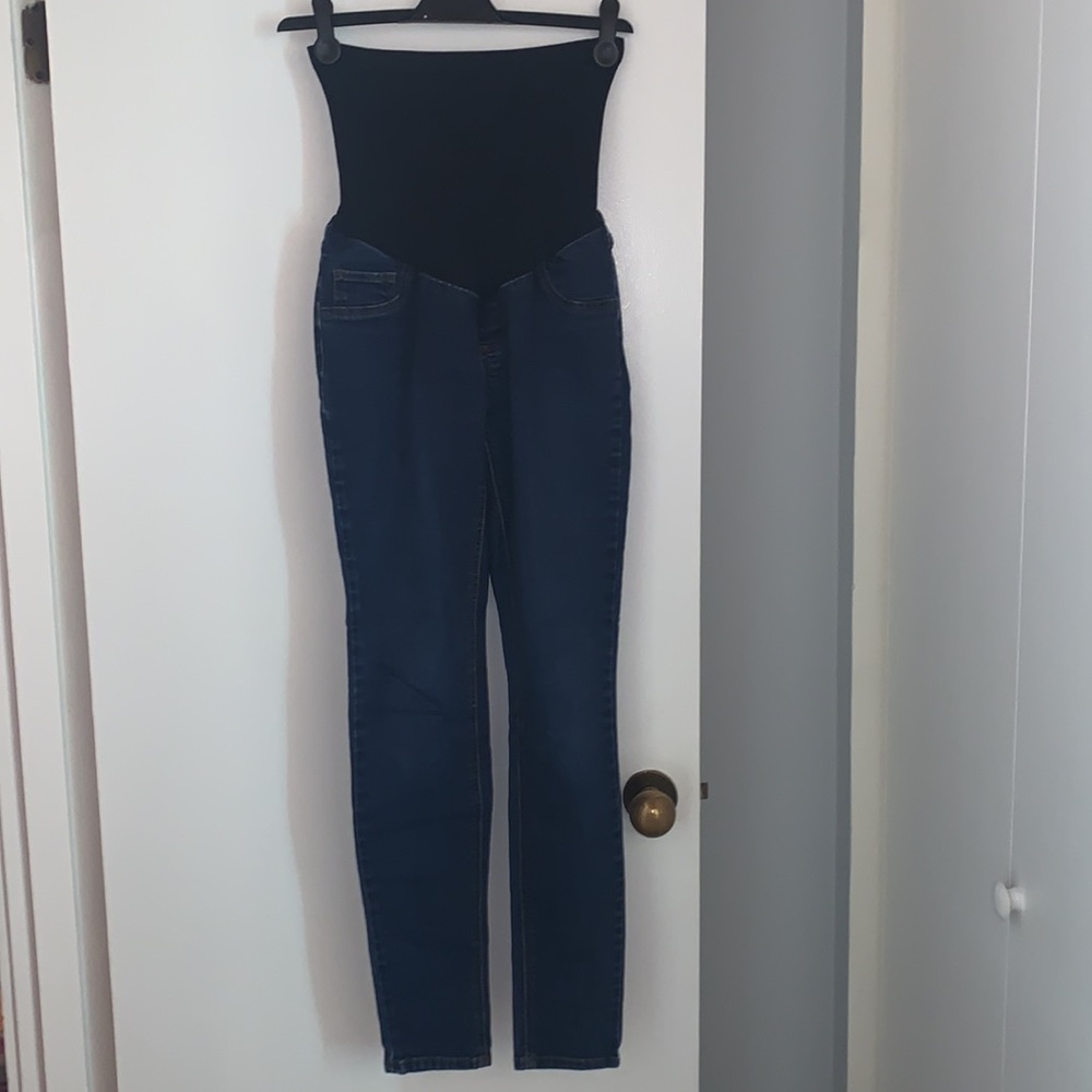 Jessica Simpson Maternity jeans
